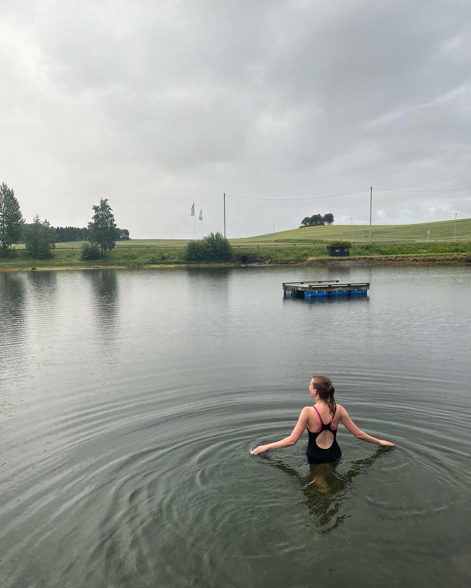 Saga, Badehotell Med Sauna Og Badebrygge - Inderoy Straumen  Екстериор снимка